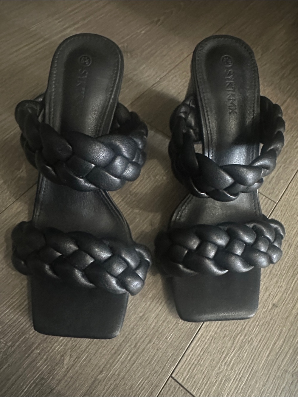 Black Braided Double-Band Chunky Block Heels